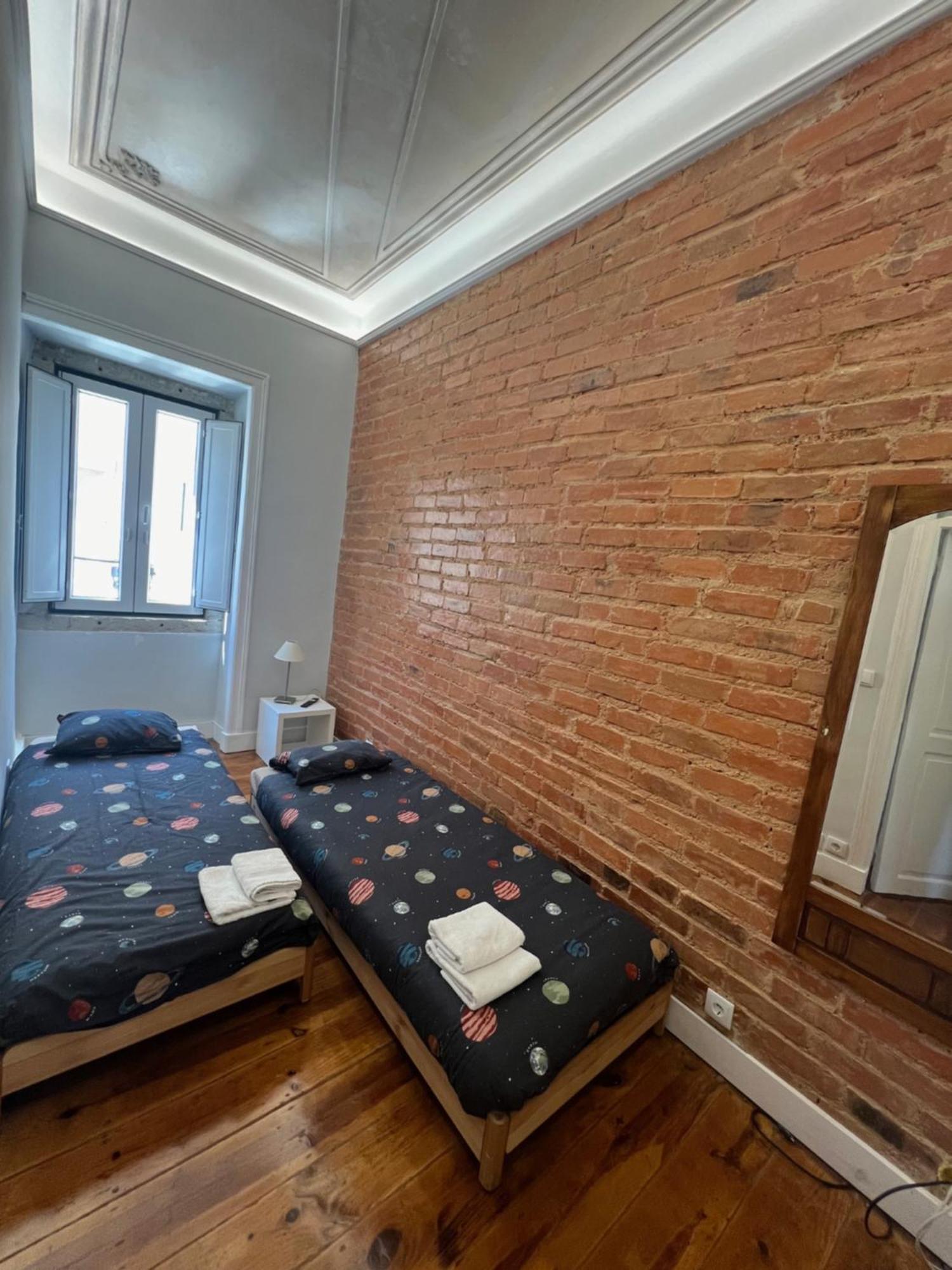 Angels Homes N.27 1ºandar, Bairro Tipico, Centro Cidade リスボン エクステリア 写真